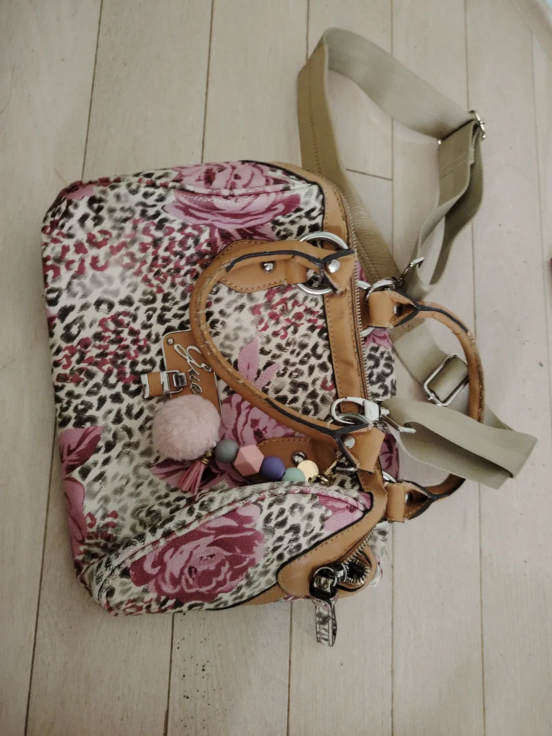 ⚽️Guess Satchel Bag - Pink Leopard Floral Print