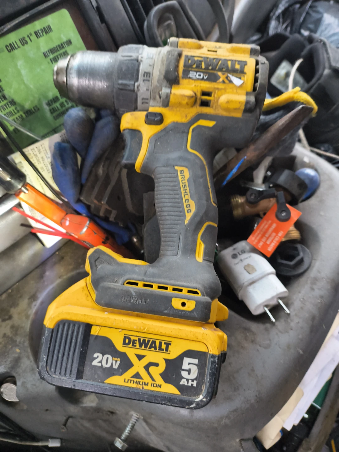 DEWALT 20V Cordless Drill - photo 2