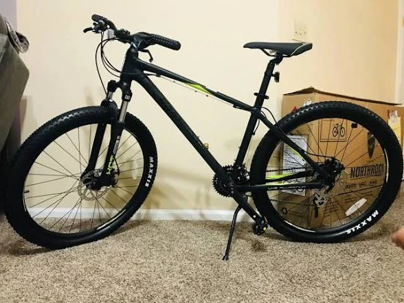 Black Northrock xc27 Mountain Bike