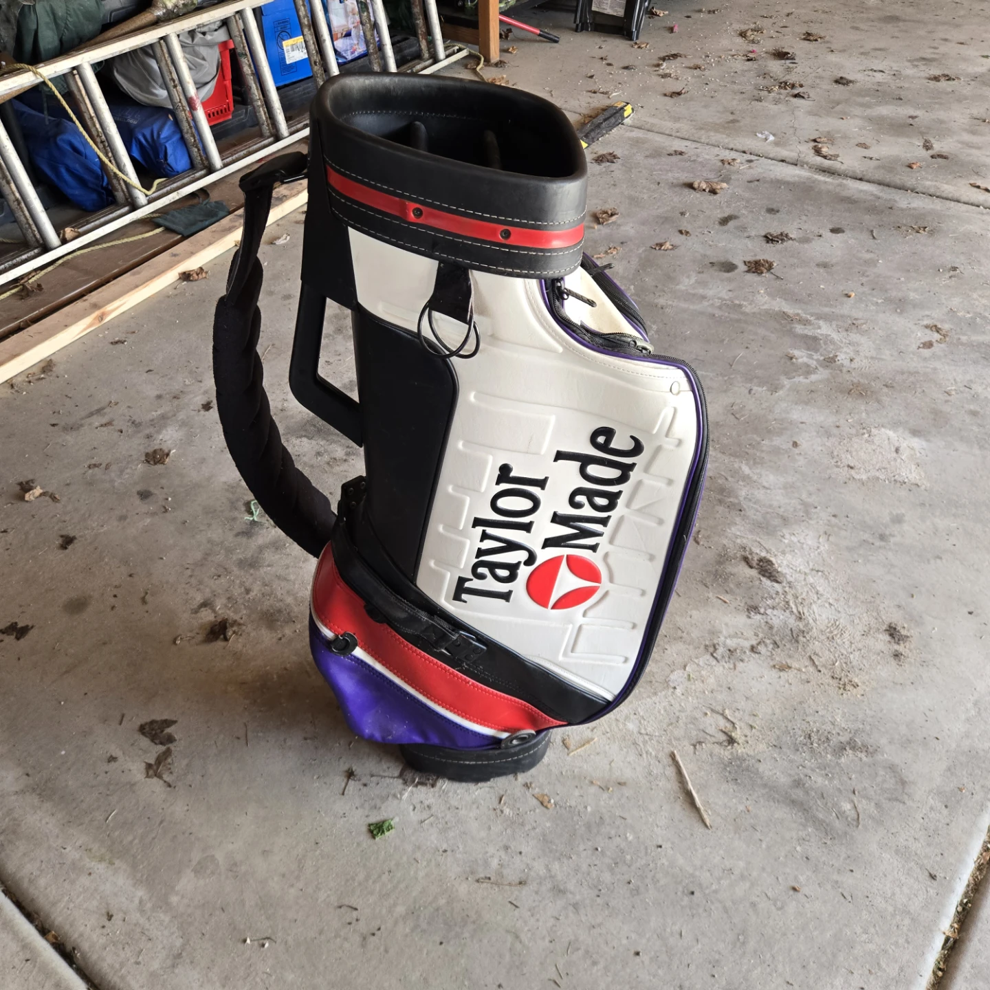 Taylor Made Golf Bag - photo 4