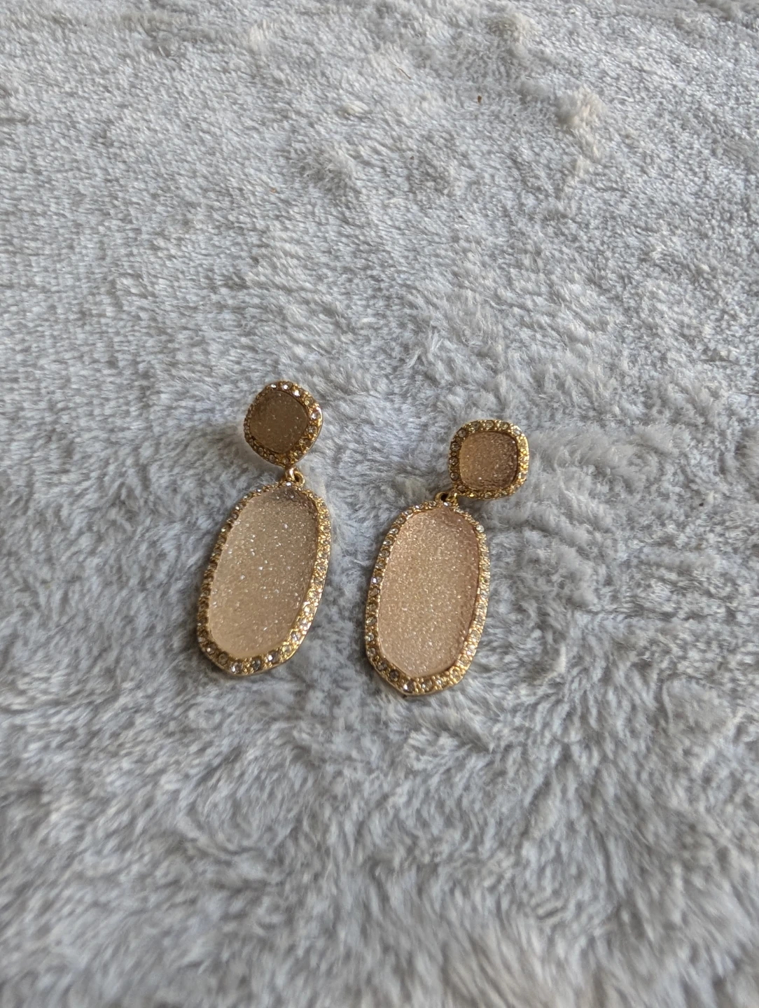⚽Sparkly Oval Drop Earrings Gold Tone