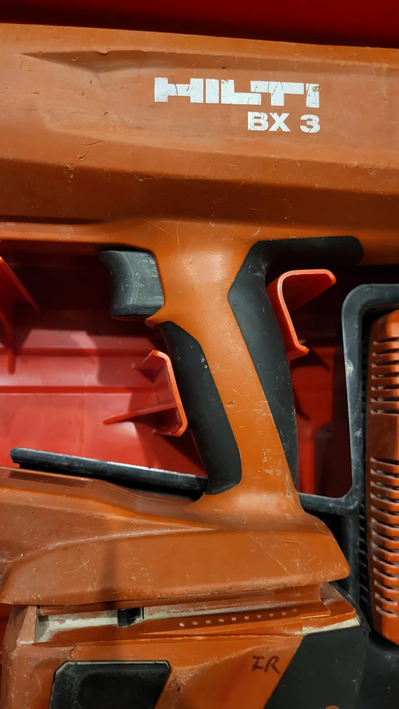 Hilti BX 3 Cordless Concrete Nailer - photo 5