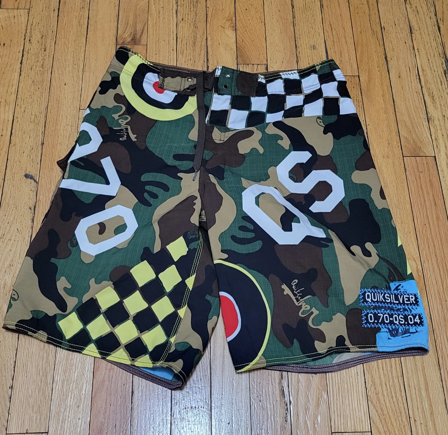Quiksilver Camo Board Shorts Size 32