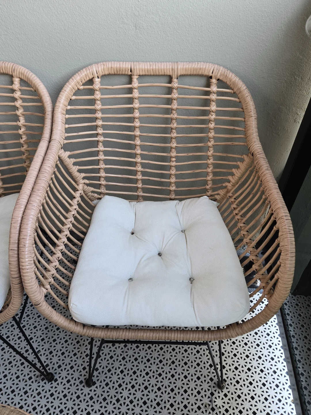 Rattan Patio Set - 2 Chairs and Side Table - photo 4