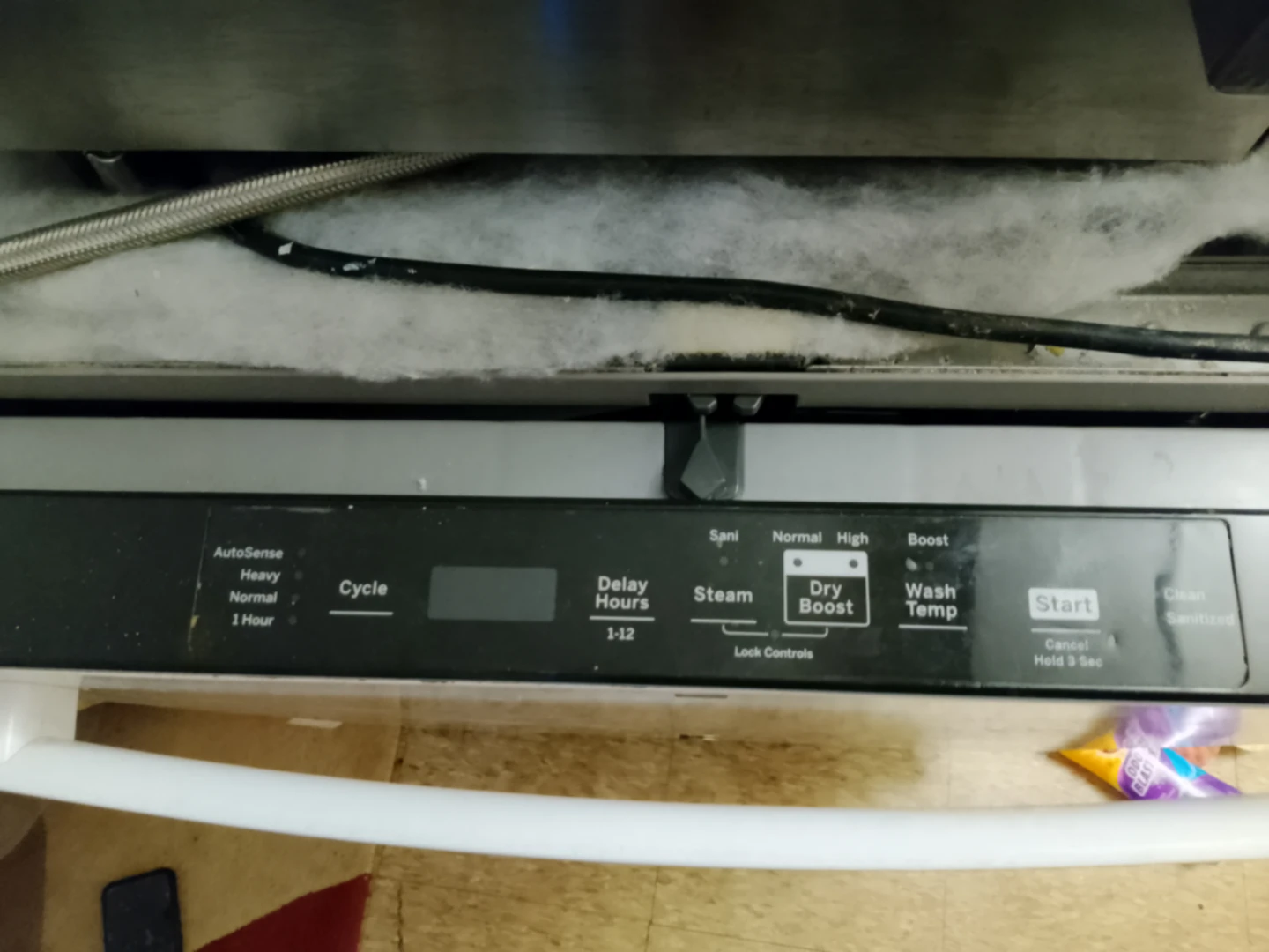 White dishwasher - photo 2