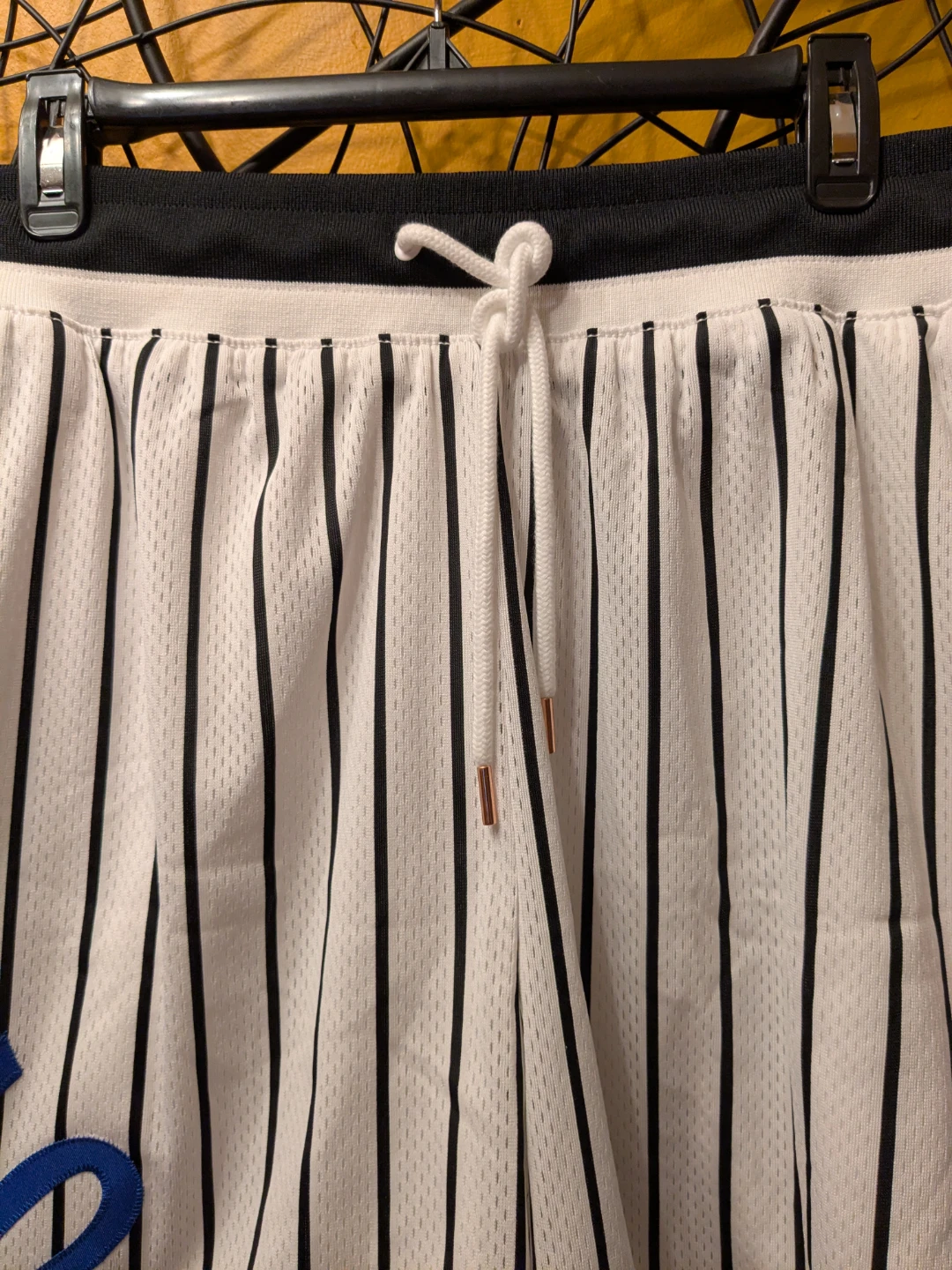 Nike Mens DNA Basketball Shorts White Black Pinstripe "1/2" NWT - photo 5