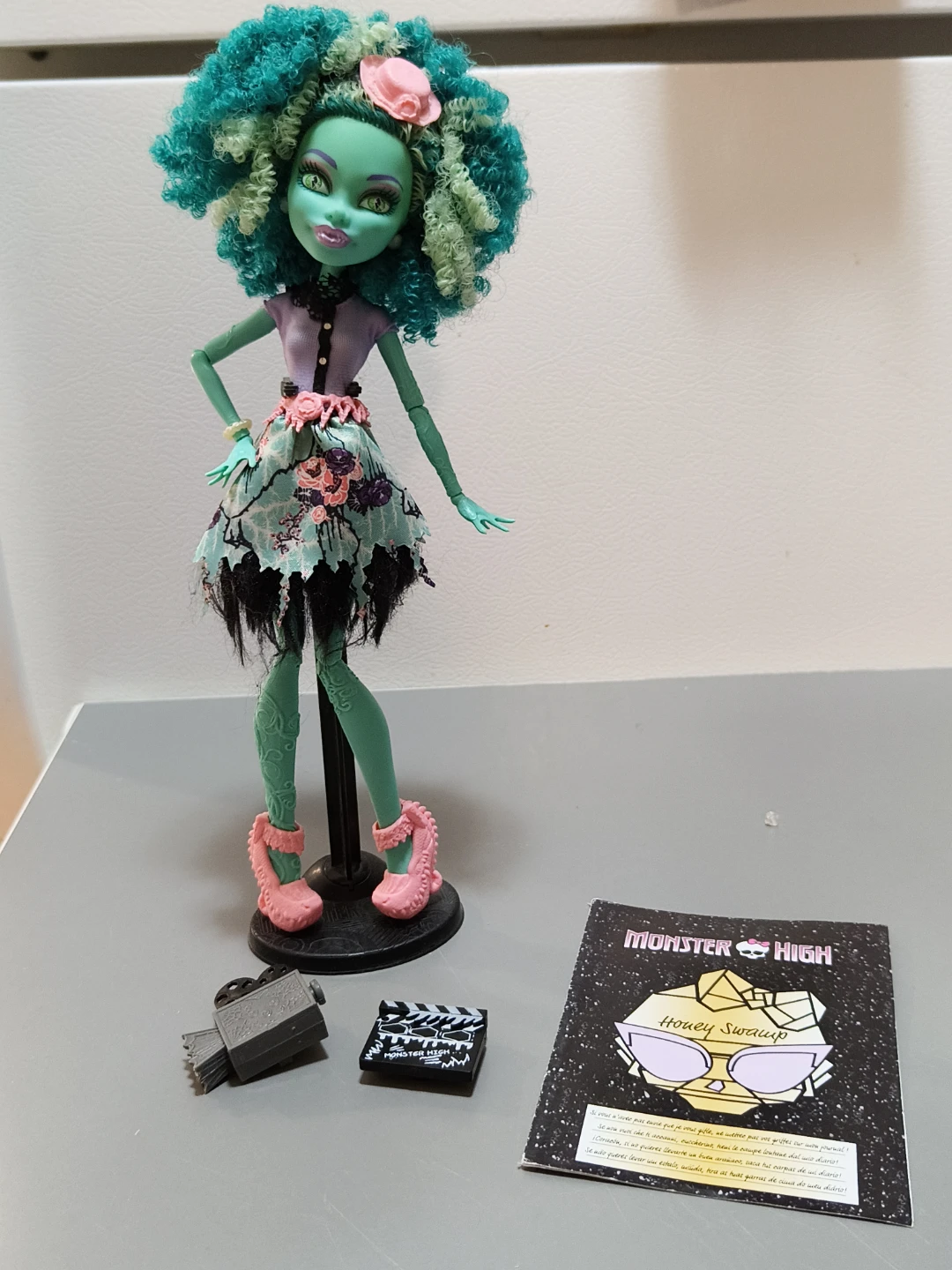 Monster high Honey Swamp Doll
