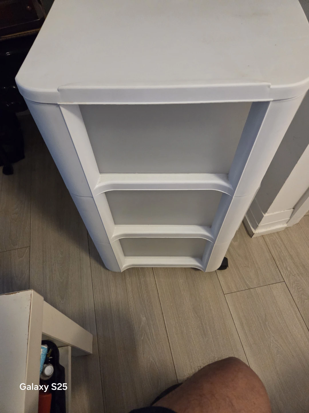 White 3-Drawer Plastic Storage Unit - photo 3