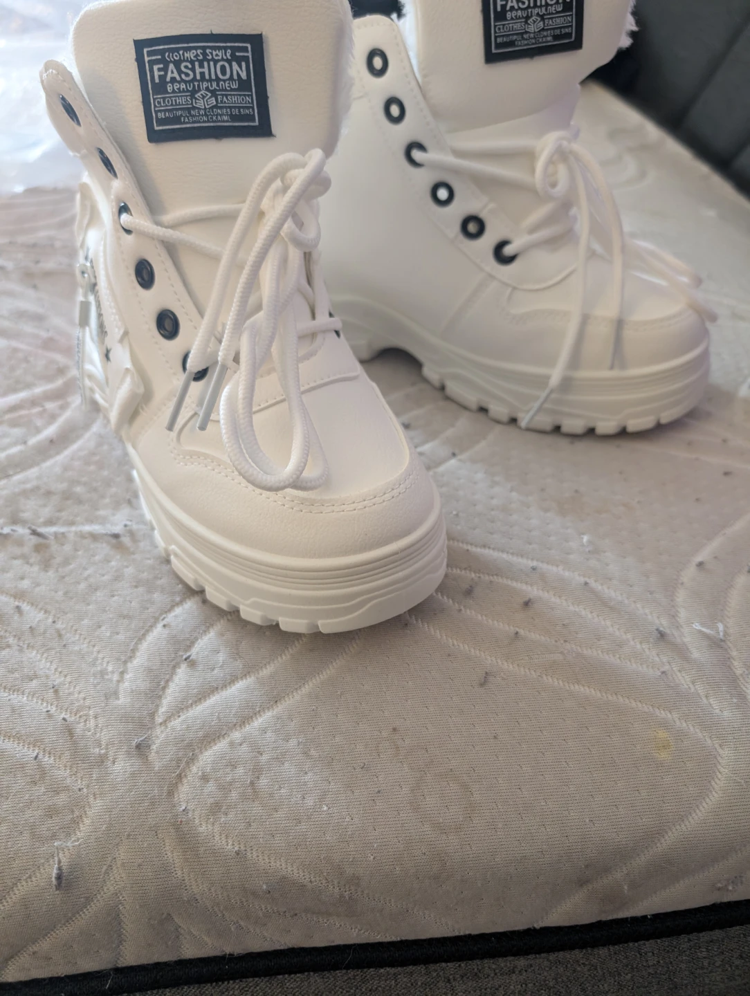 White Faux Fur Lined Winter Boots - photo 2