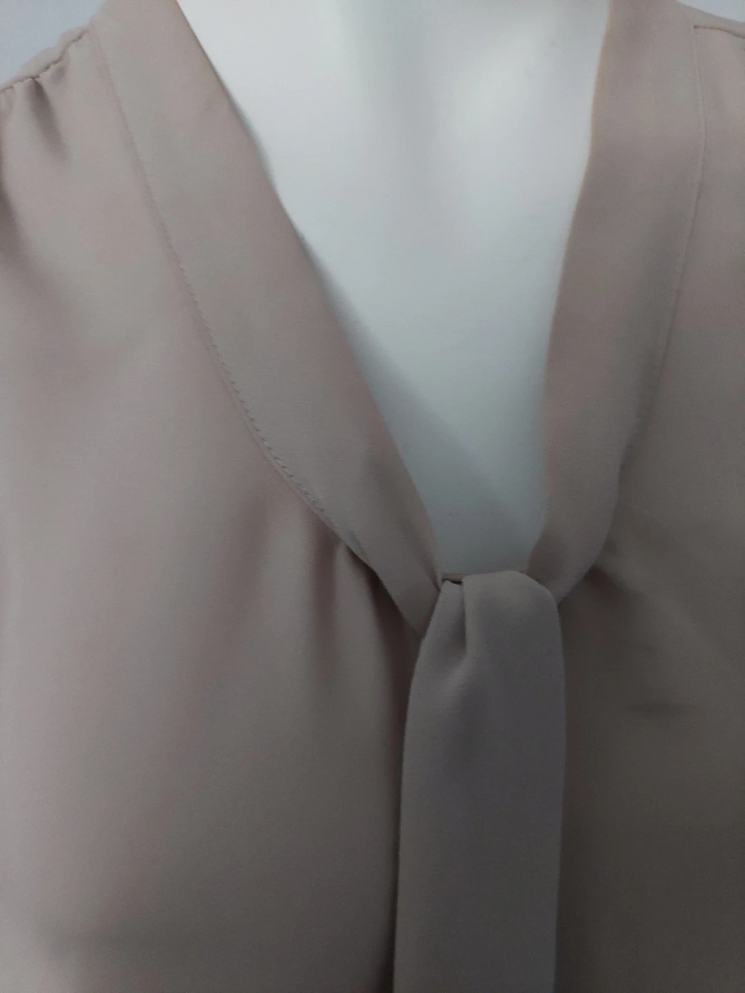 Women's Beige Blouse with Tie Neck small. ⚽ - photo 2
