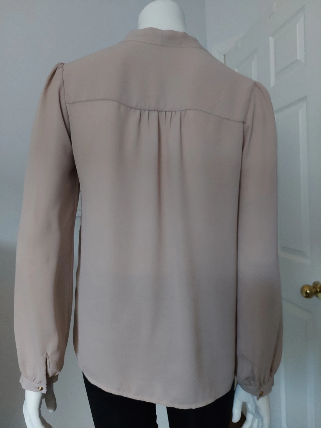 Women's Beige Blouse with Tie Neck small. ⚽ - photo 3
