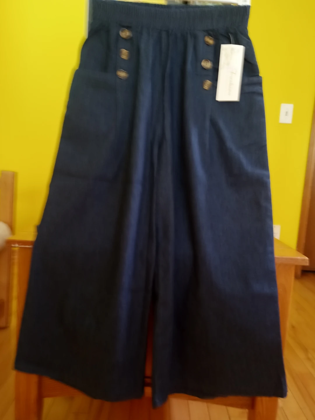 Women's Navy Culottes with Button Detail - photo 3