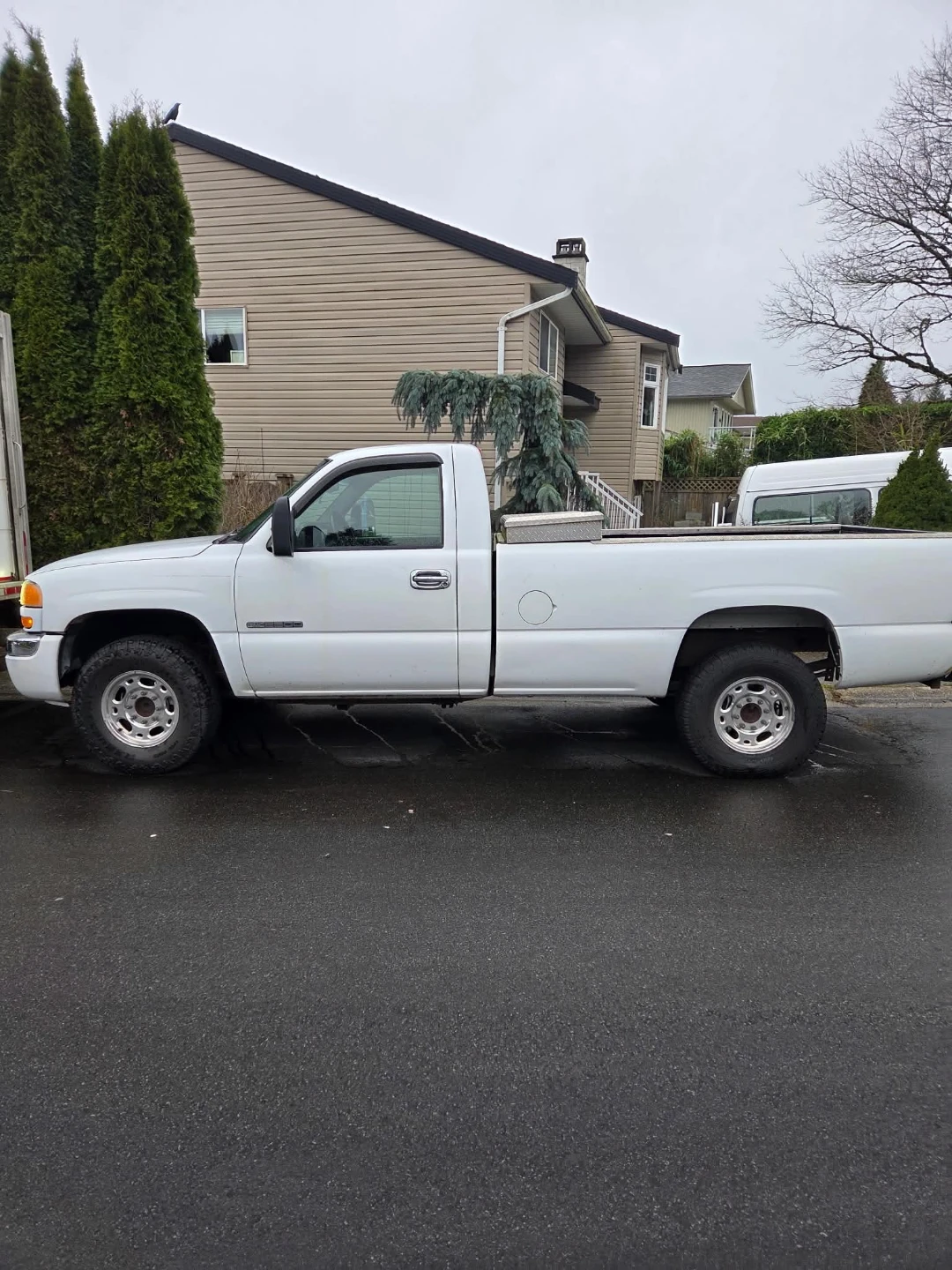 GMC Sierra Pickup Truck - photo 3