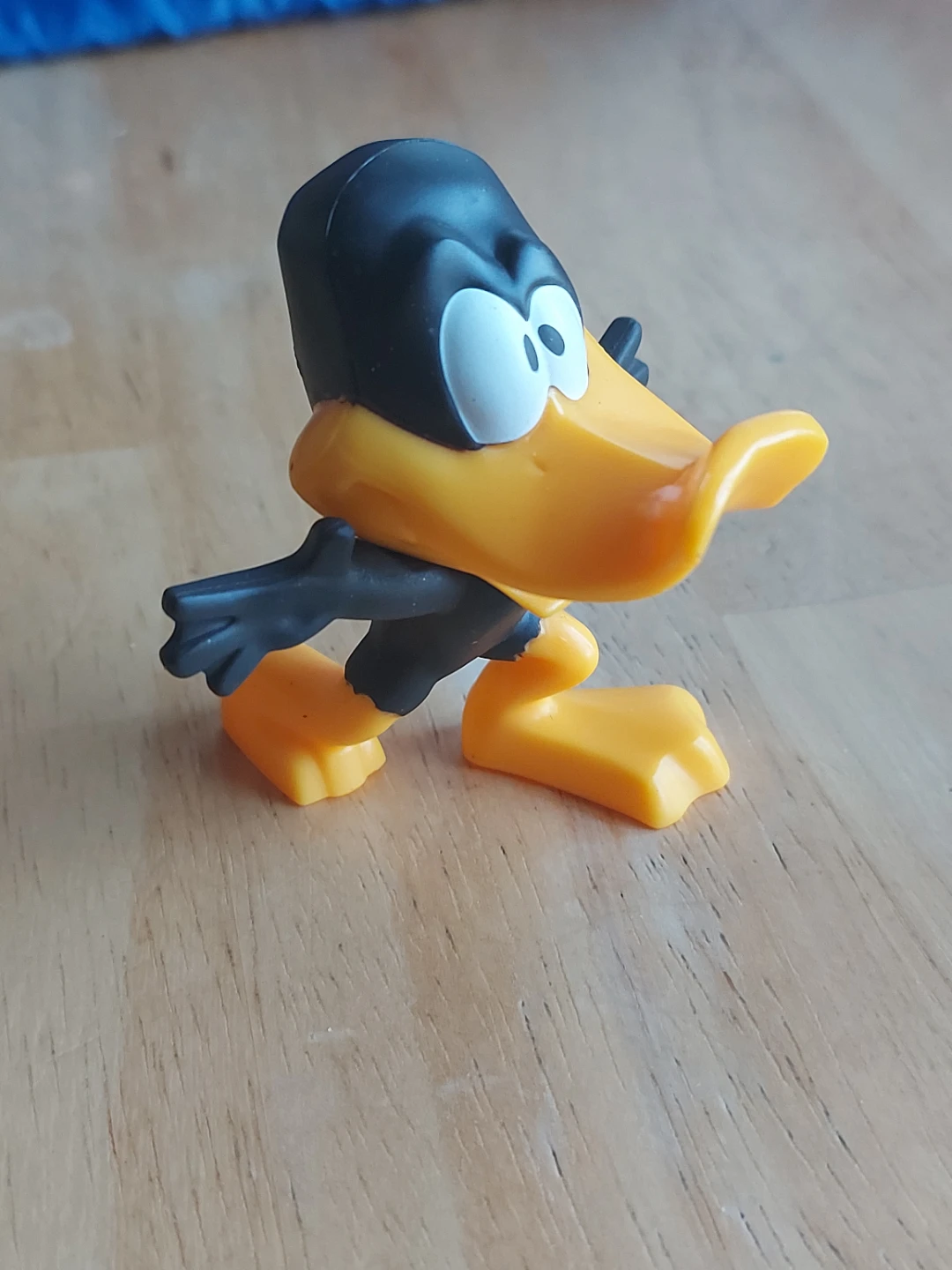 McDonald's Daffy Duck & Marvin Martian figures - photo 2