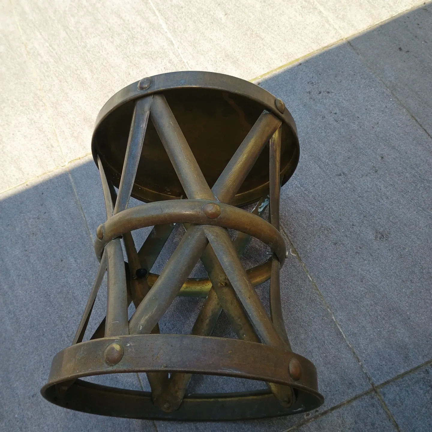 Vintage Brass Stool "Made in Hong Kong" - photo 2