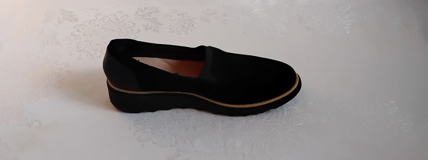⚽ Black Suede Slip On Wedge Clark's - photo 2