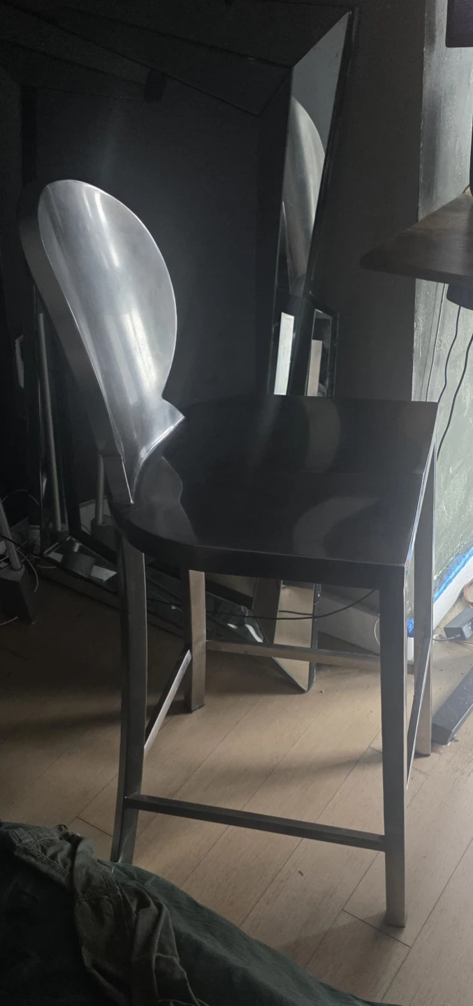 2 BAR STOOLS, Buy 1 get 1 for free! - photo 3