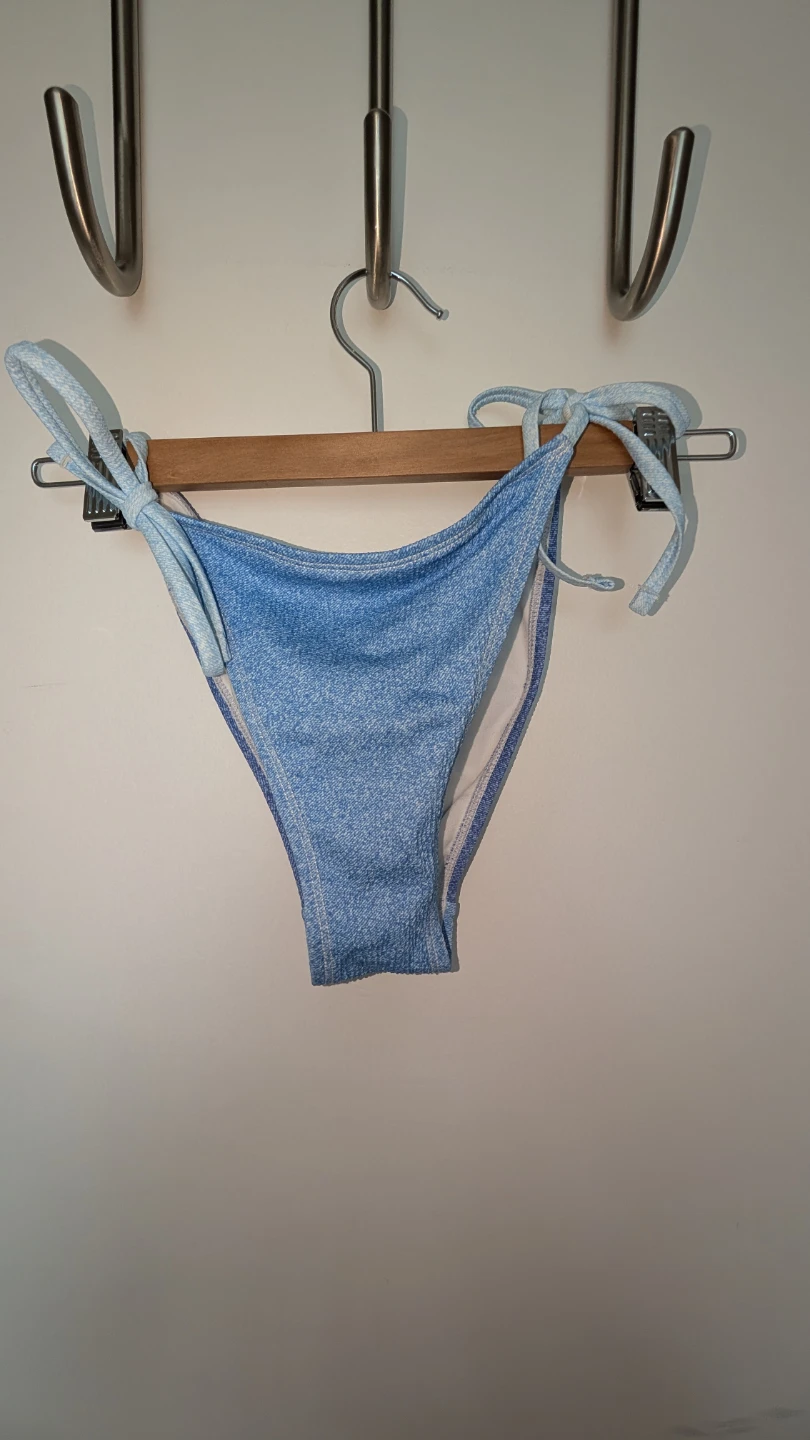 Cute NEW tie up bikini bottoms