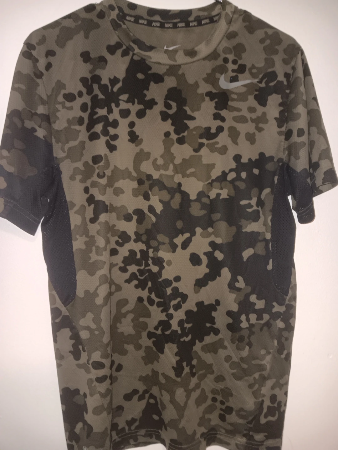 Nike Camo Dri-FIT T-Shirt - photo 2