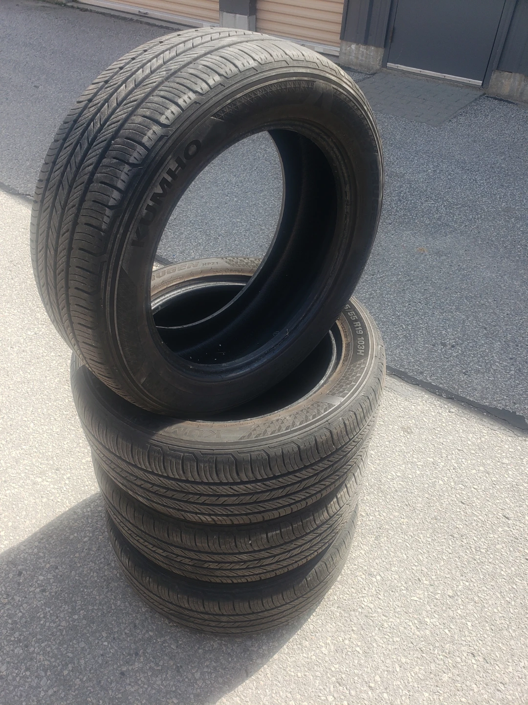 Kumho 245/55 R19 Tires - Set of 4