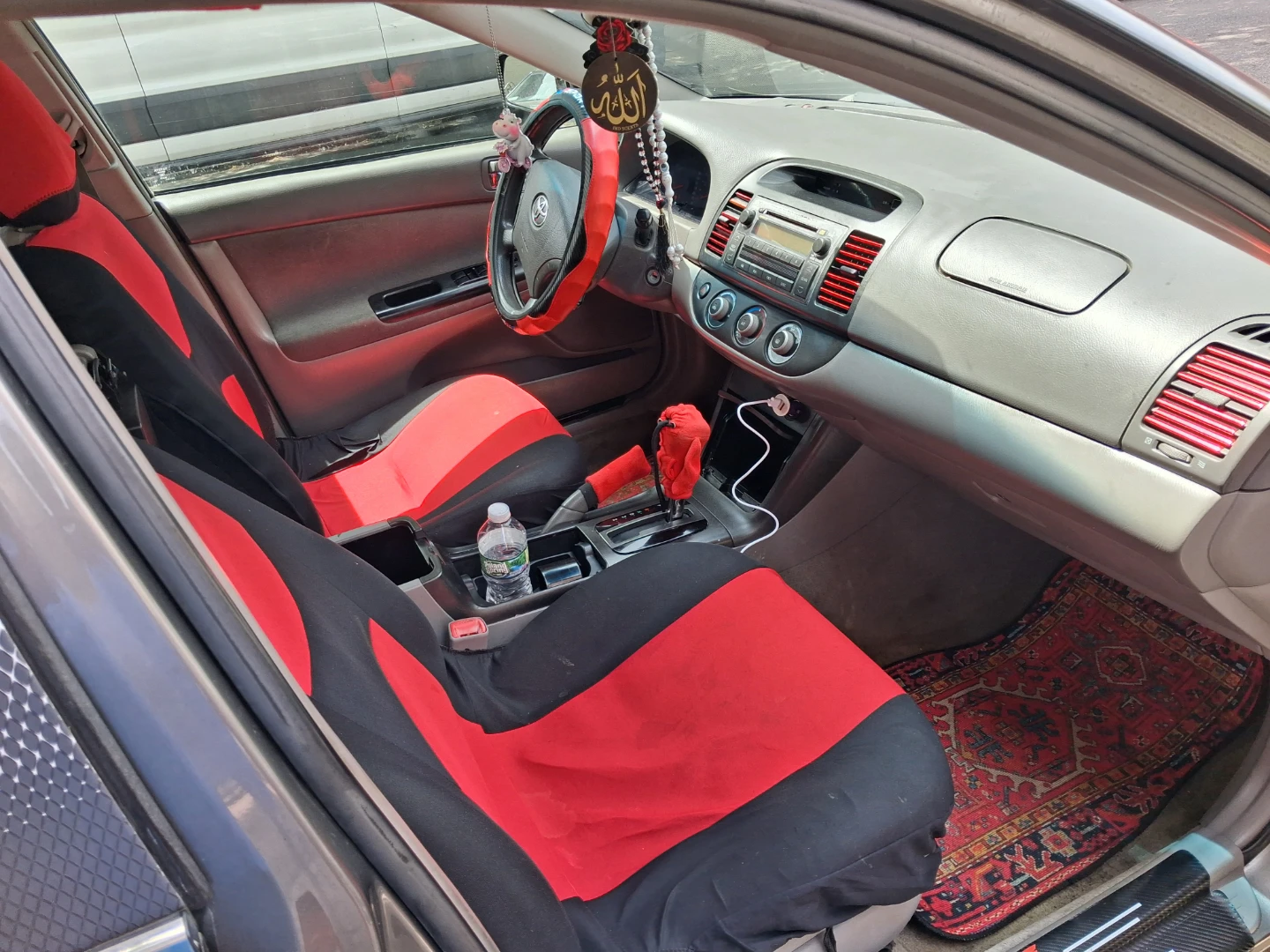 Black Toyota Camry with Red Accents - photo 4