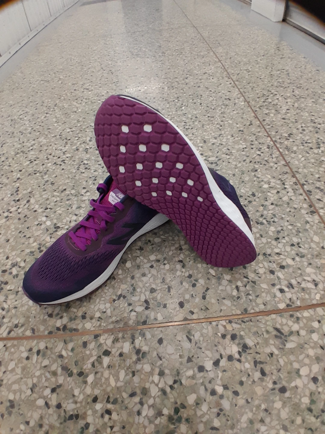 New Balance Purple Running Shoes Women's Size 11 - photo 2