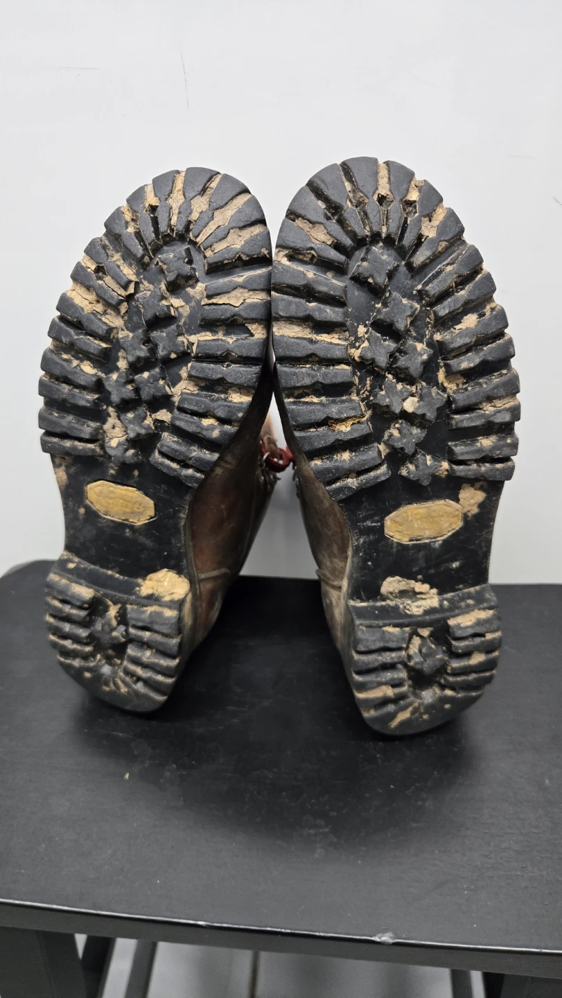 Red Wing Irish Setter Hiking Boots - photo 5