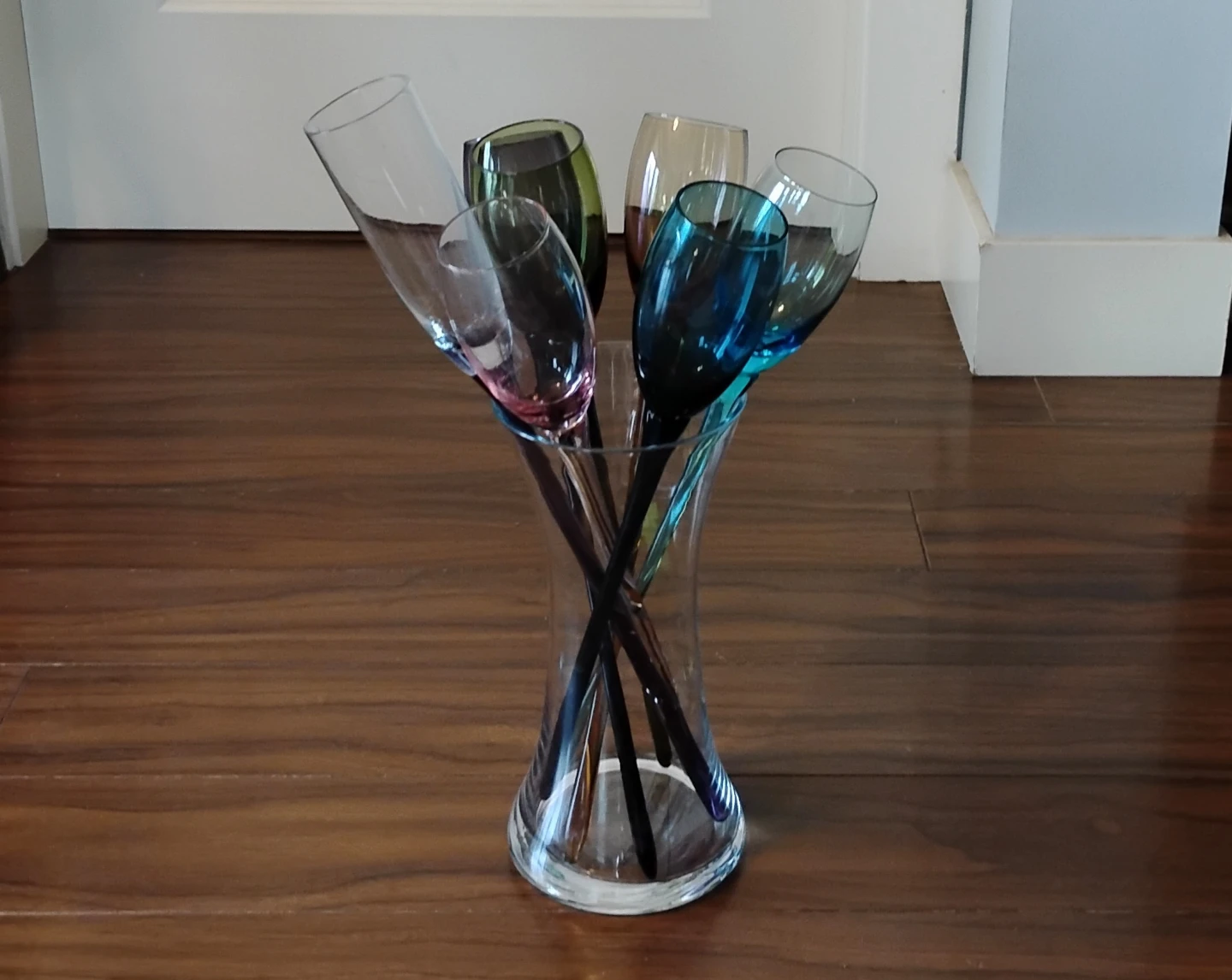 ⚽ Floating Champagne Glass Set