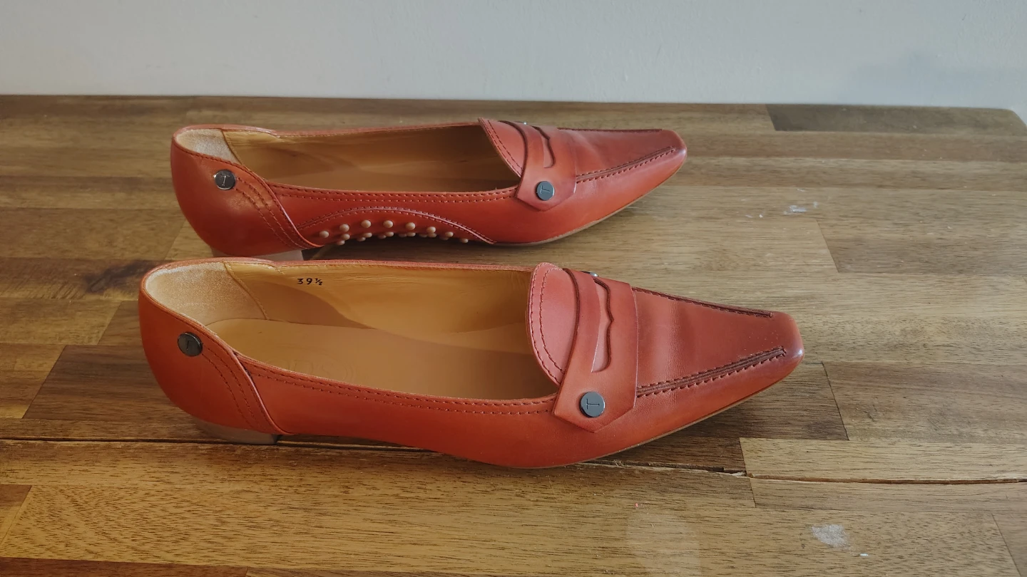 TOD'S Women's Orange Leather Loafers Size 39.5 - photo 2