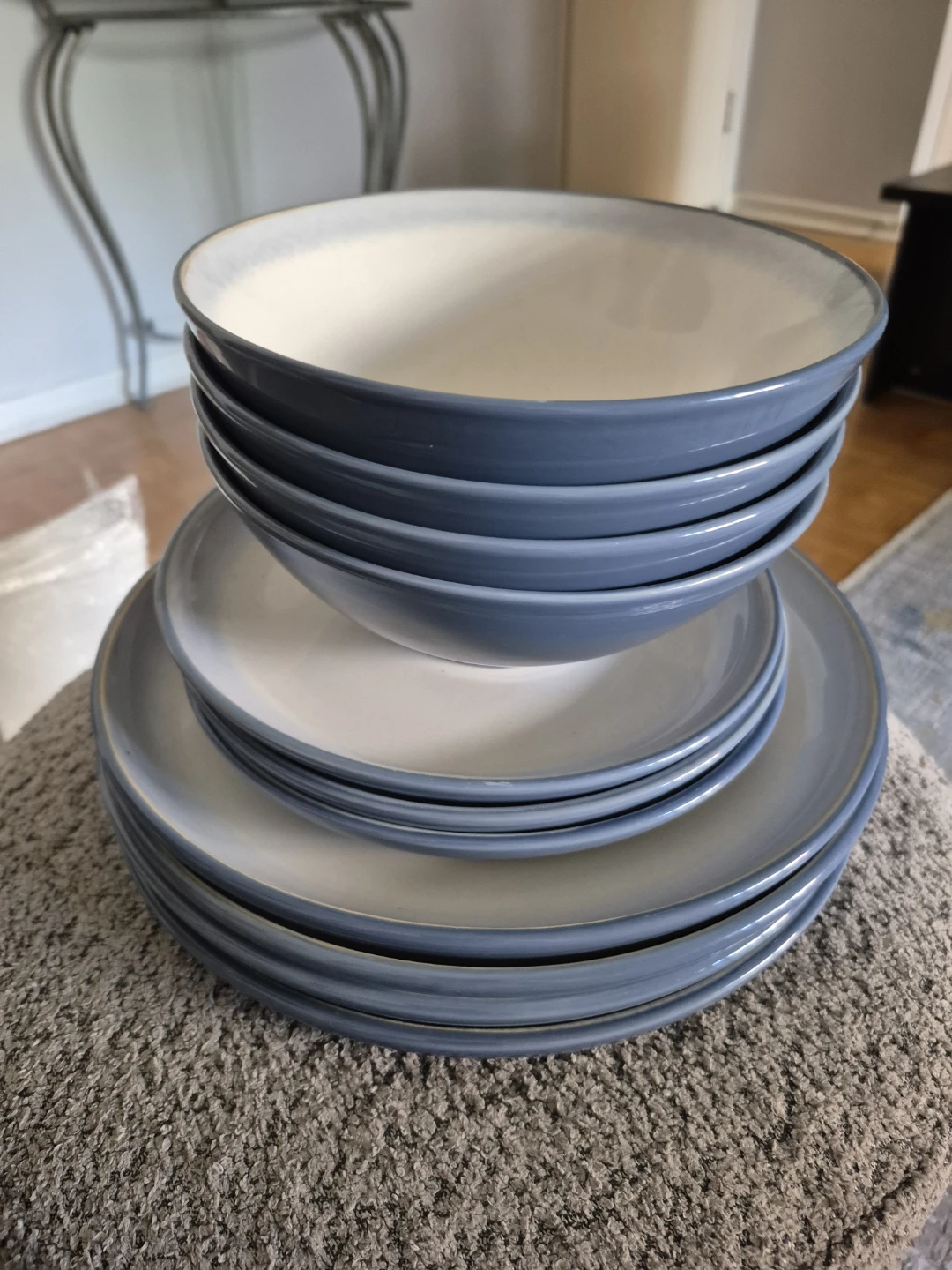 Hometrends Dinnerware Set