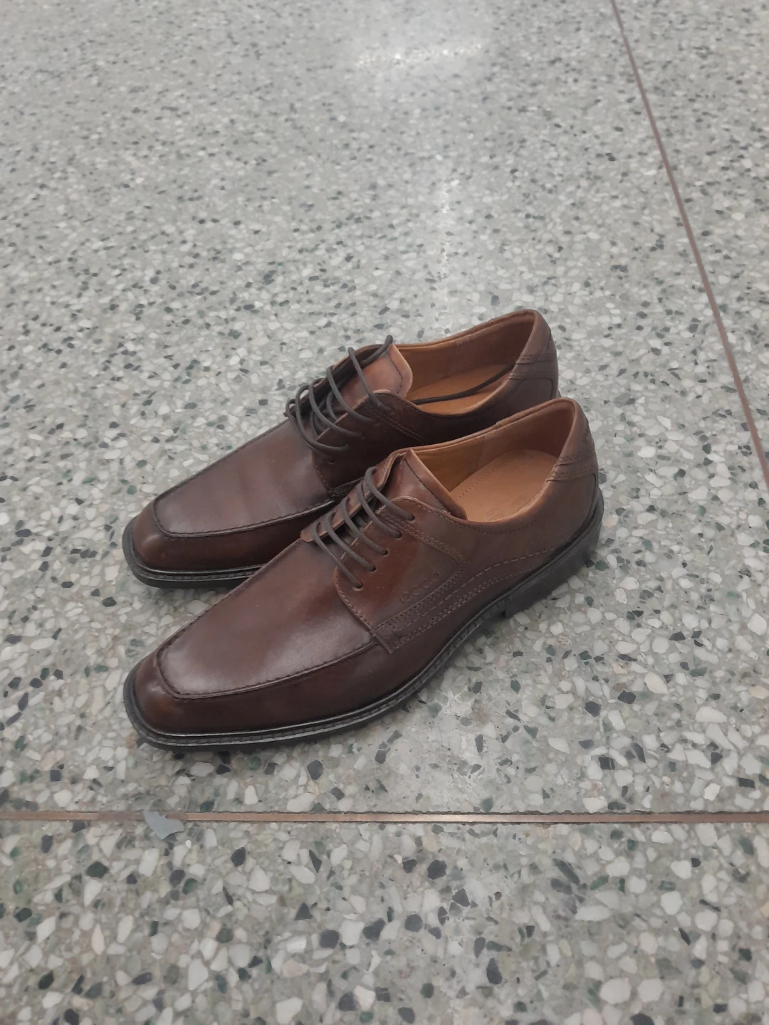 ECCO Men's Brown Leather Dress Shoes Size 8