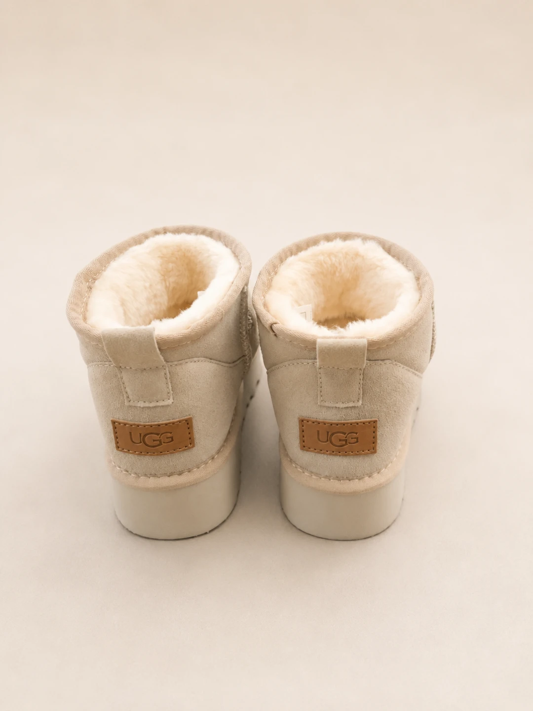UGG Mini Boots - Size 37 - photo 4