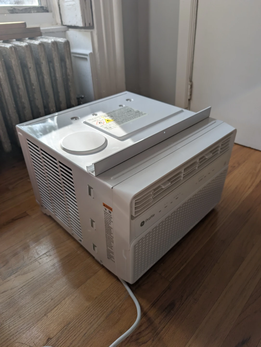 GE Window Air Conditioner Unit 10,000 BTU - photo 2