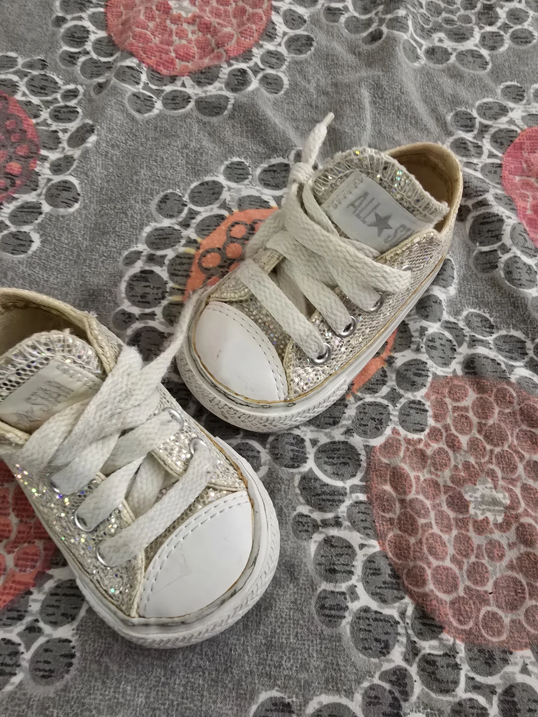 ⚽️ Converse All Star Glitter Low Top Sneakers Toddler Size 3