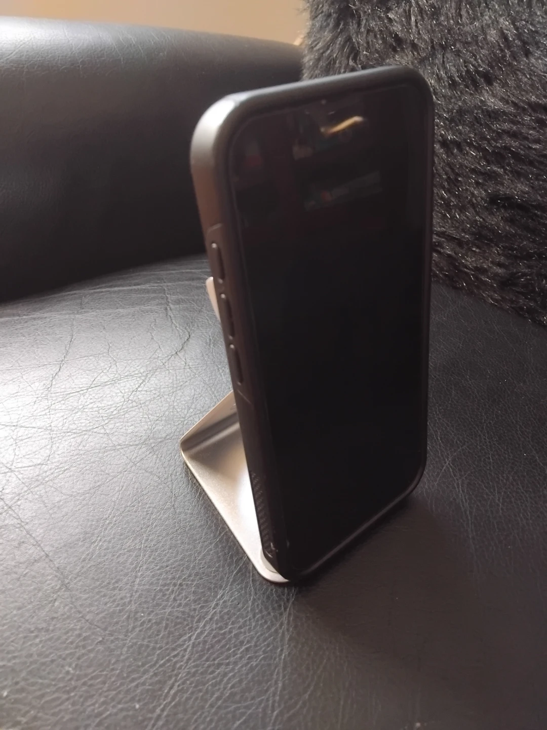 Adjustable Metal Phone Stand - photo 3