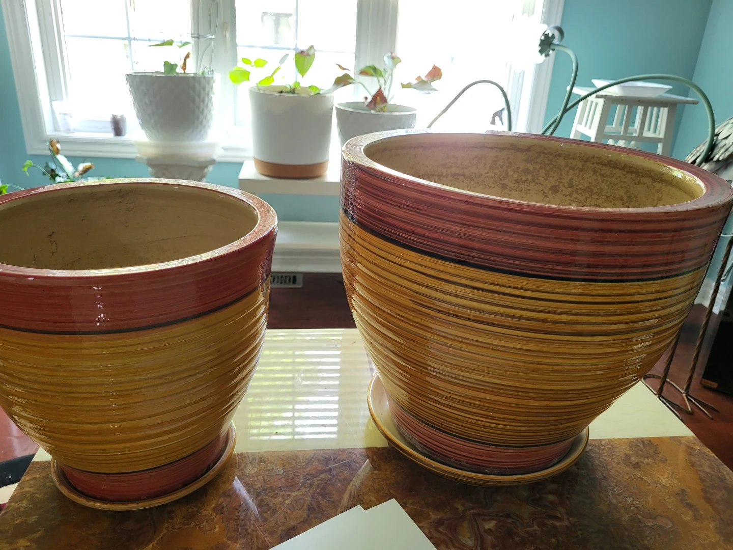 2 Ceramic Planters with Drainage Holes - photo 4