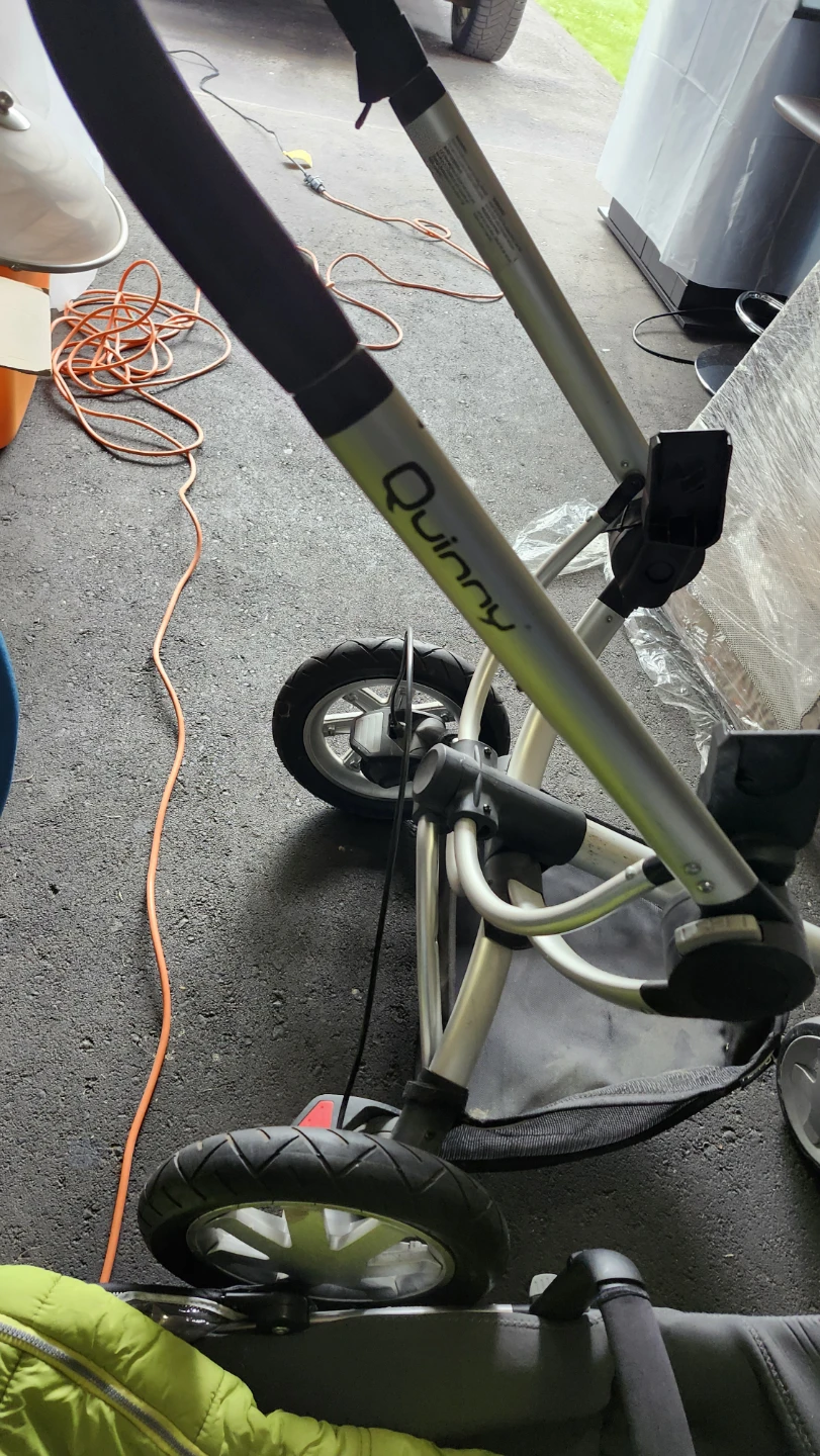 Quinny Buzz Stroller + - photo 5