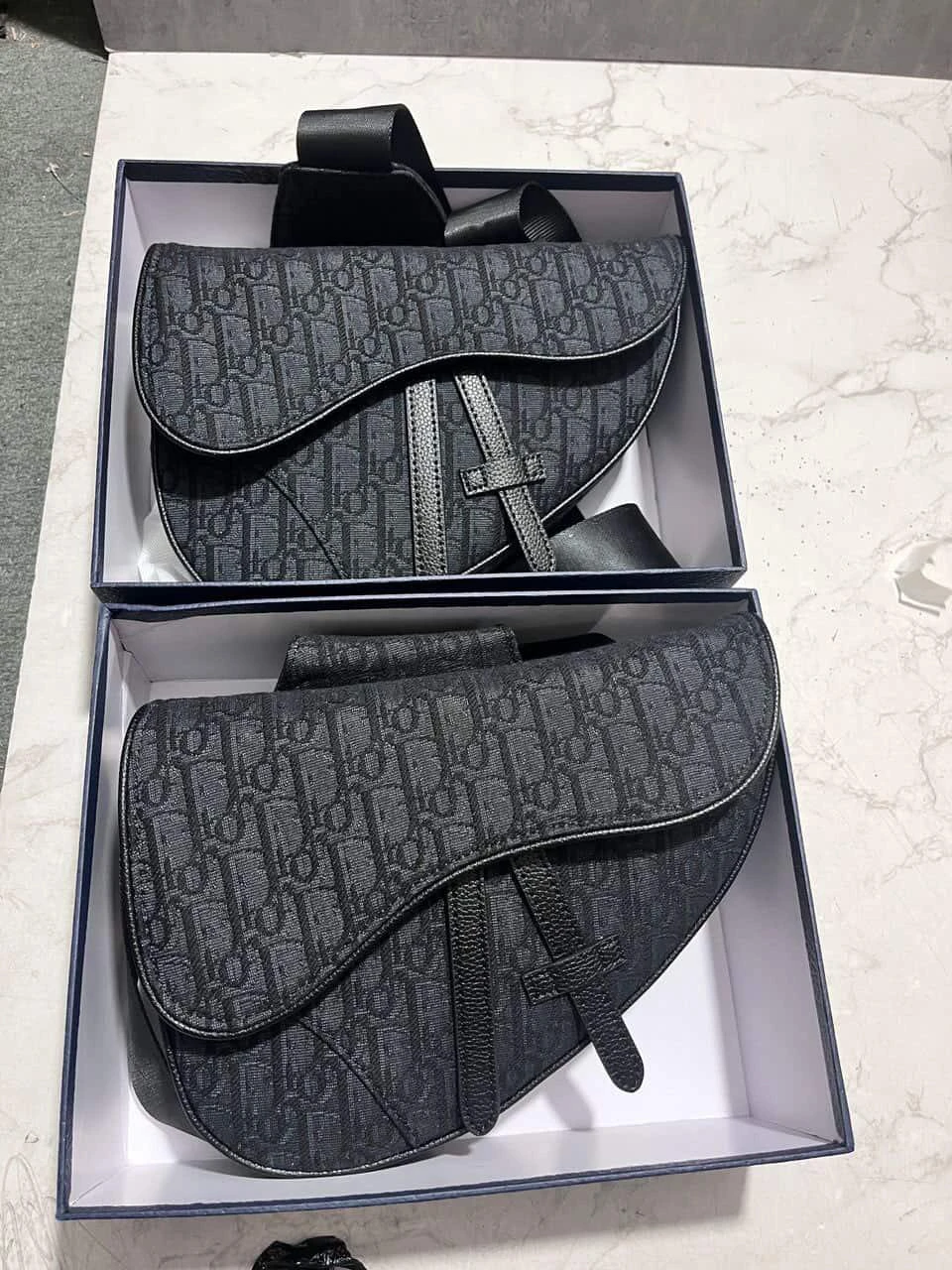 Dior saddle bag 200