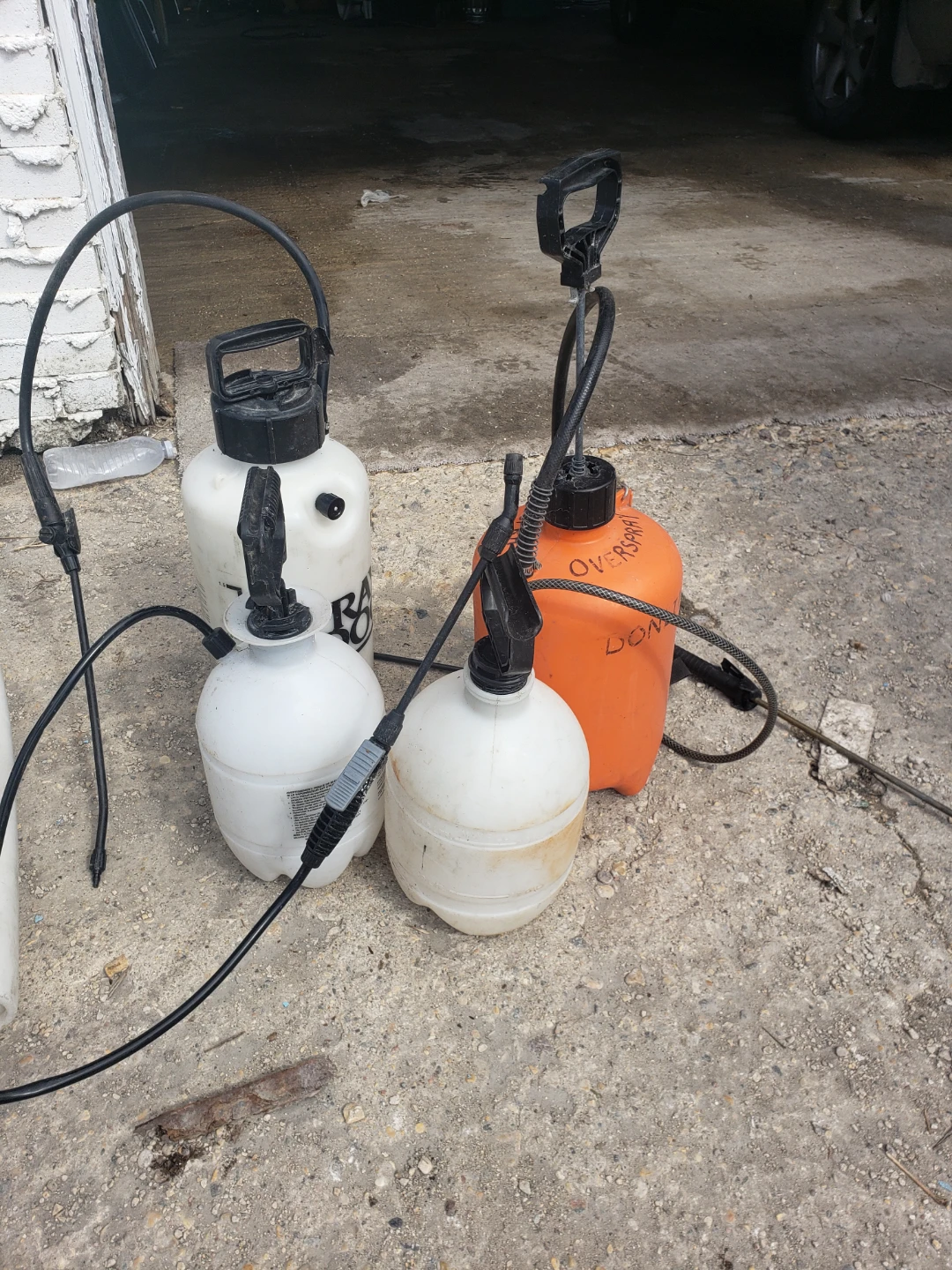 Pressure Sprayers - 4Total - photo 2