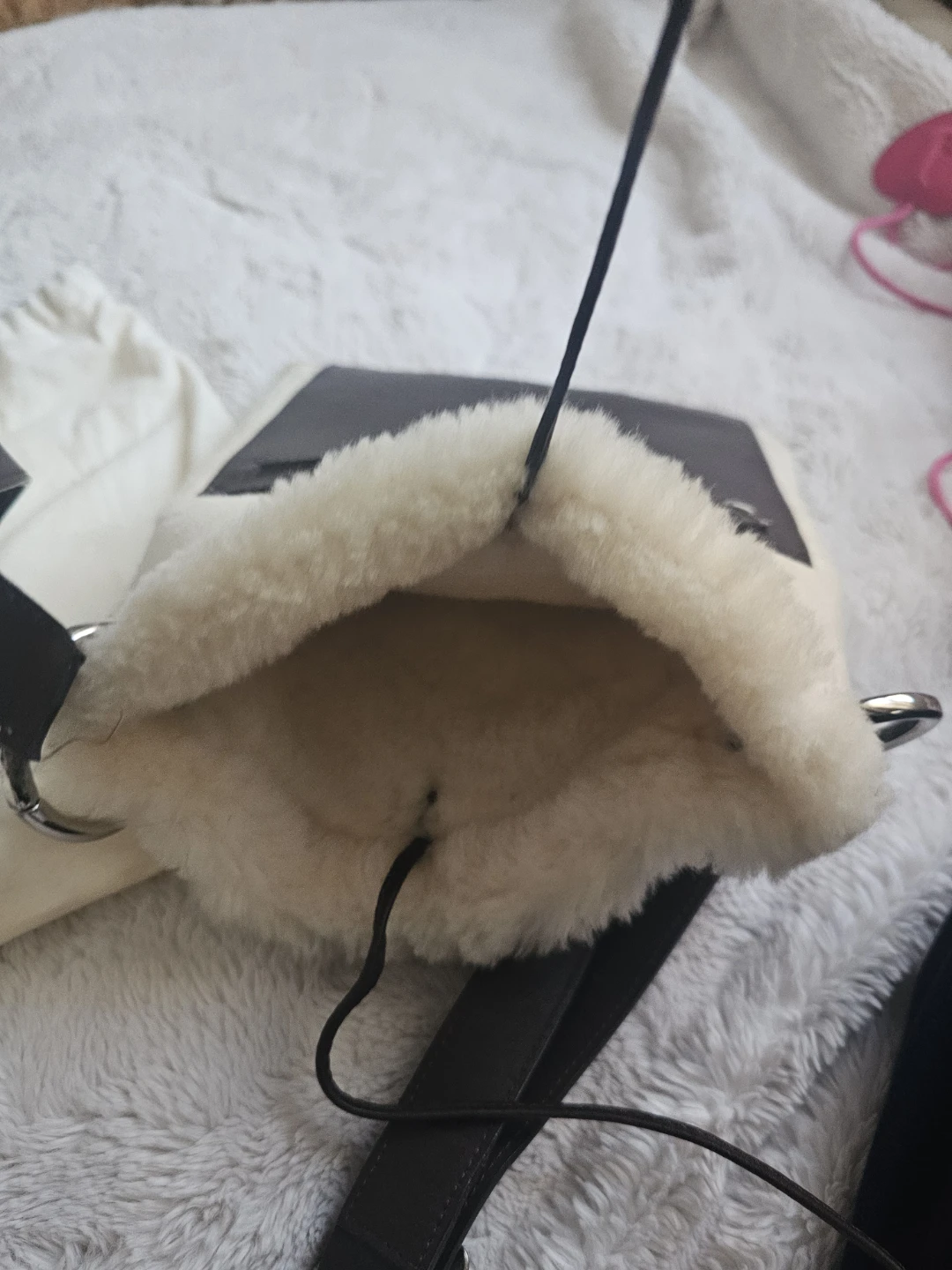 UGG Australia Sheepskin Crossbody Bag - photo 3
