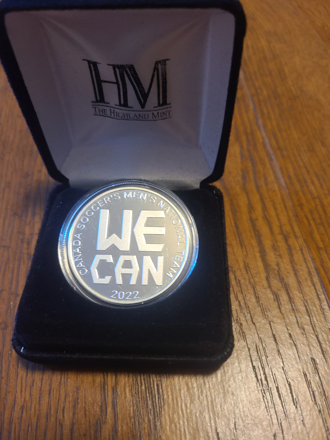 2022 Canada Men's National Soccer Pure Silver Coin - photo 3