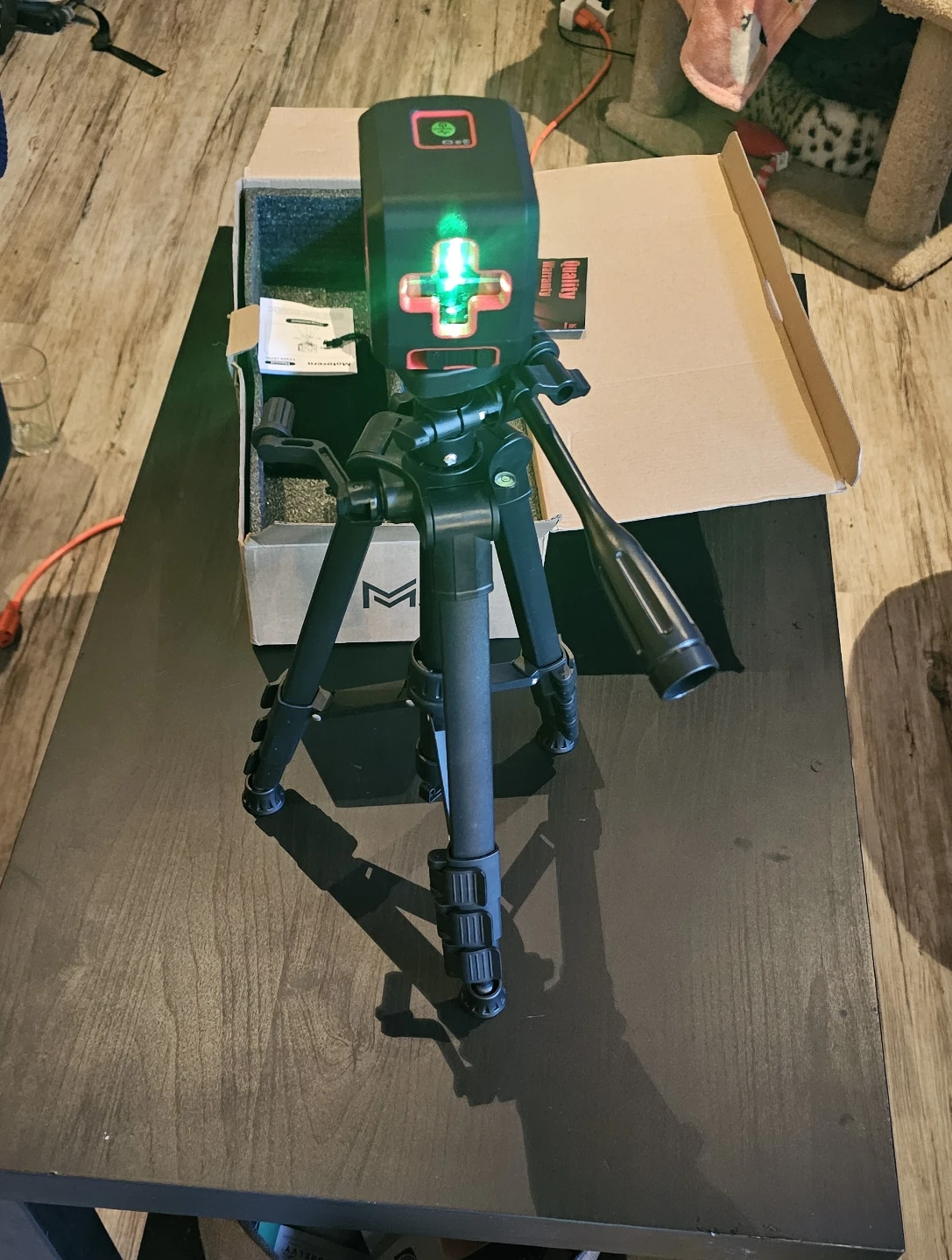 Motovera Green Cross Laser Pro Level + Tripod - photo 3