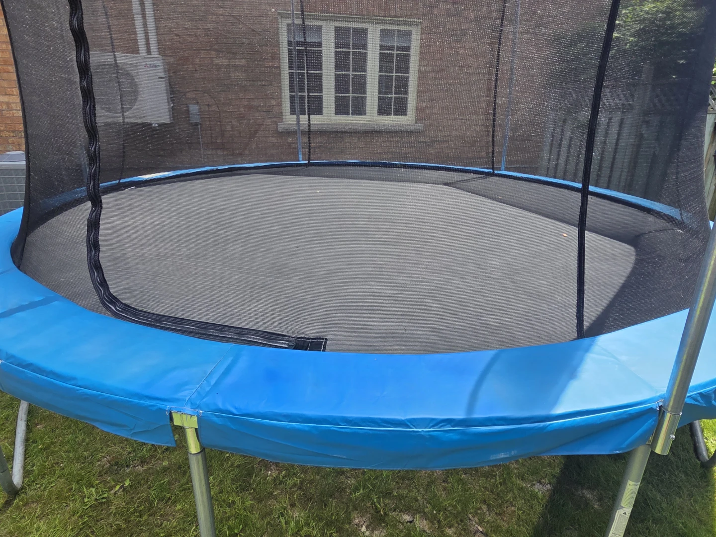 Trampoline with Safety Net