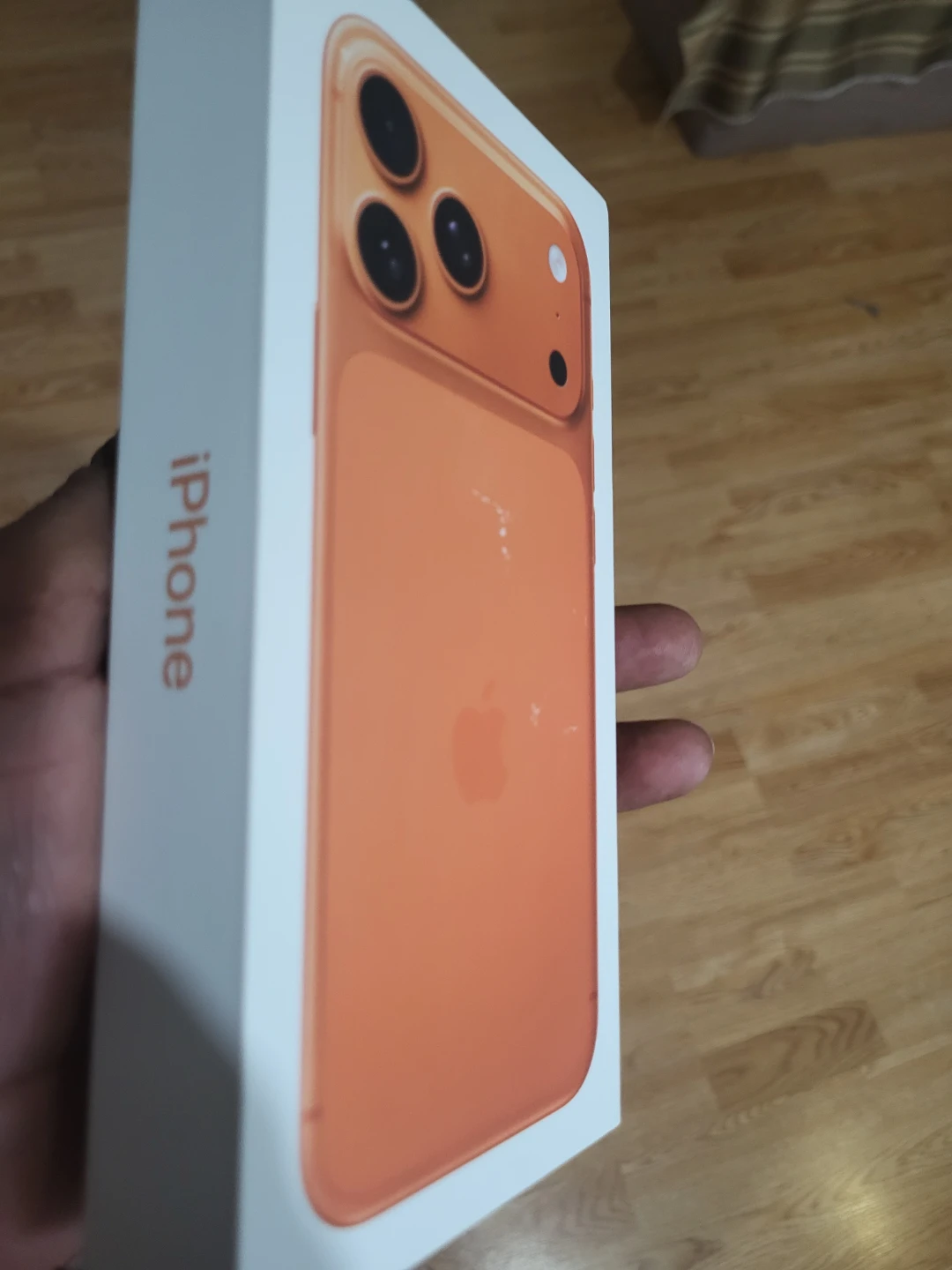iPhone 17 Pro Max Box - Orange - photo 2