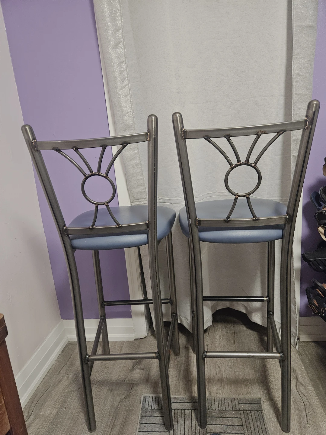 Set of 2 Bar Stools with Blue Padded Seats - photo 2