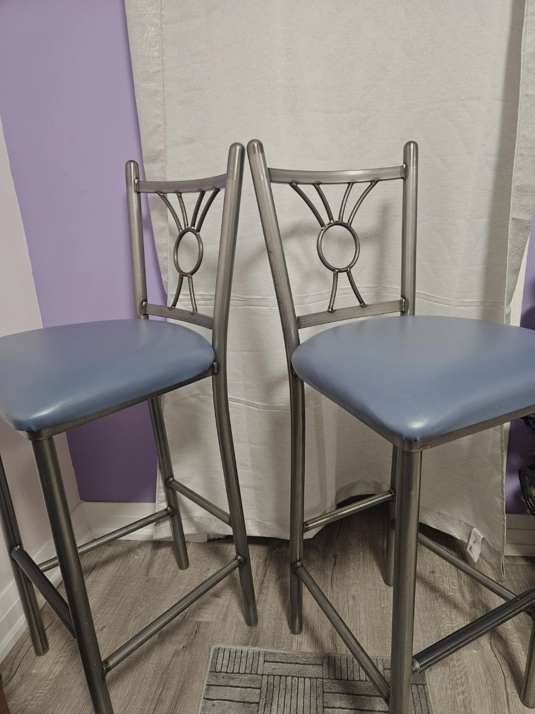 Set of 2 Bar Stools with Blue Padded Seats - photo 3