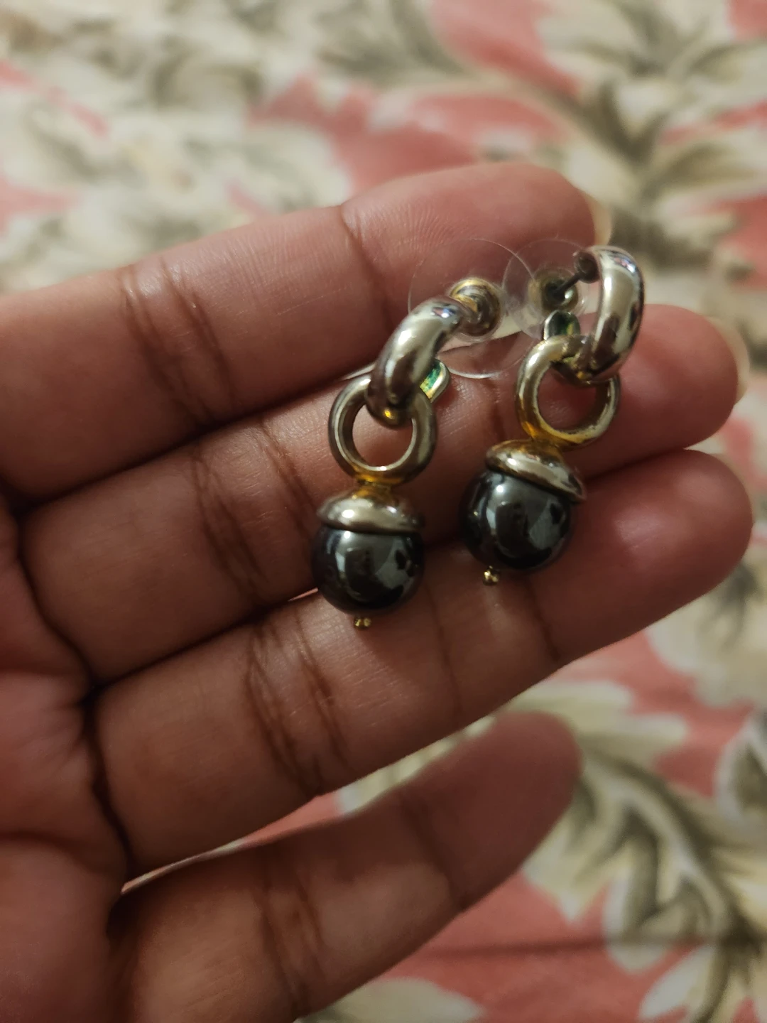 Silver-tone and dark bead dangle earrings ⚽