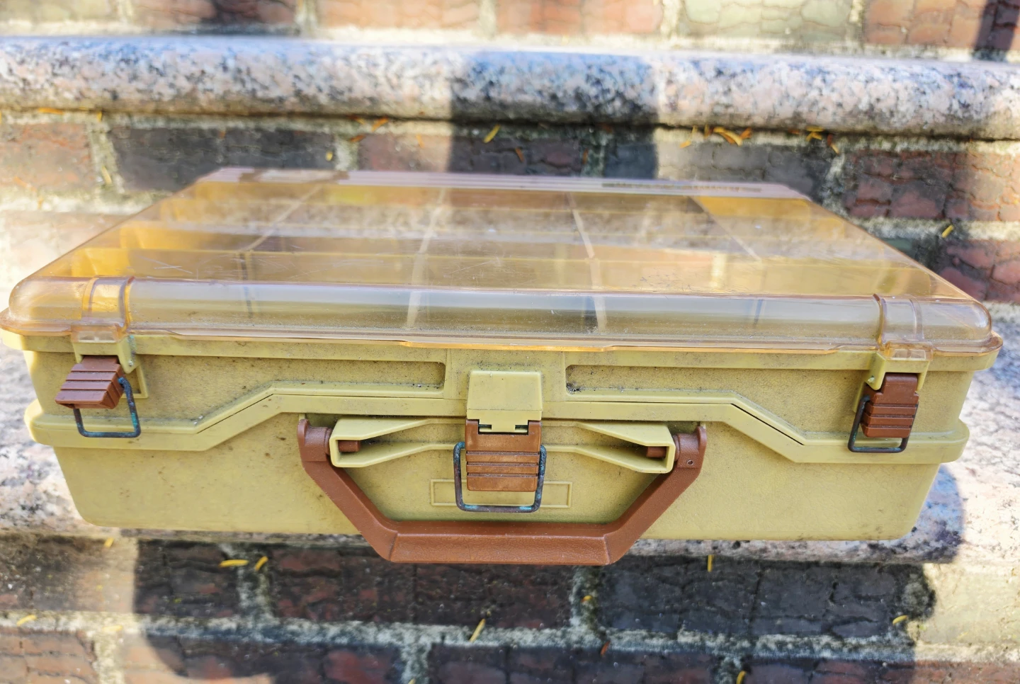 Vintage Plano "Double Action" Fishing Tackle Box - photo 2