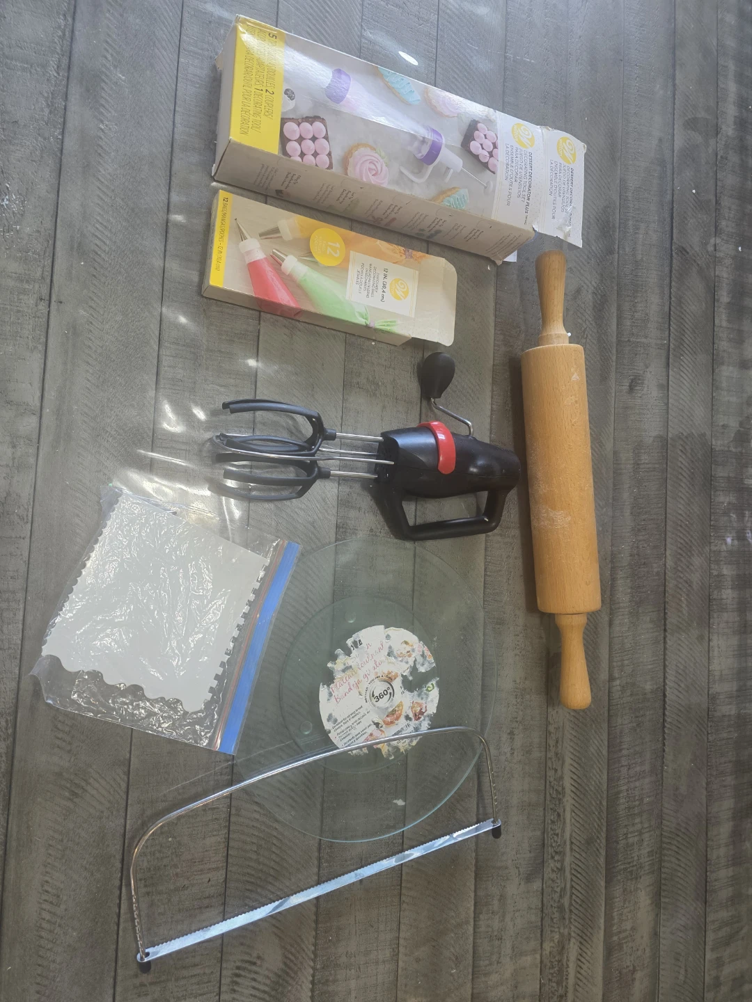 Baking & cake decorating tool set