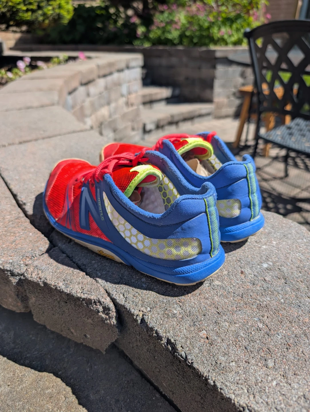 New Balance Minimus Running Shoes - women's size 7.5 - photo 4